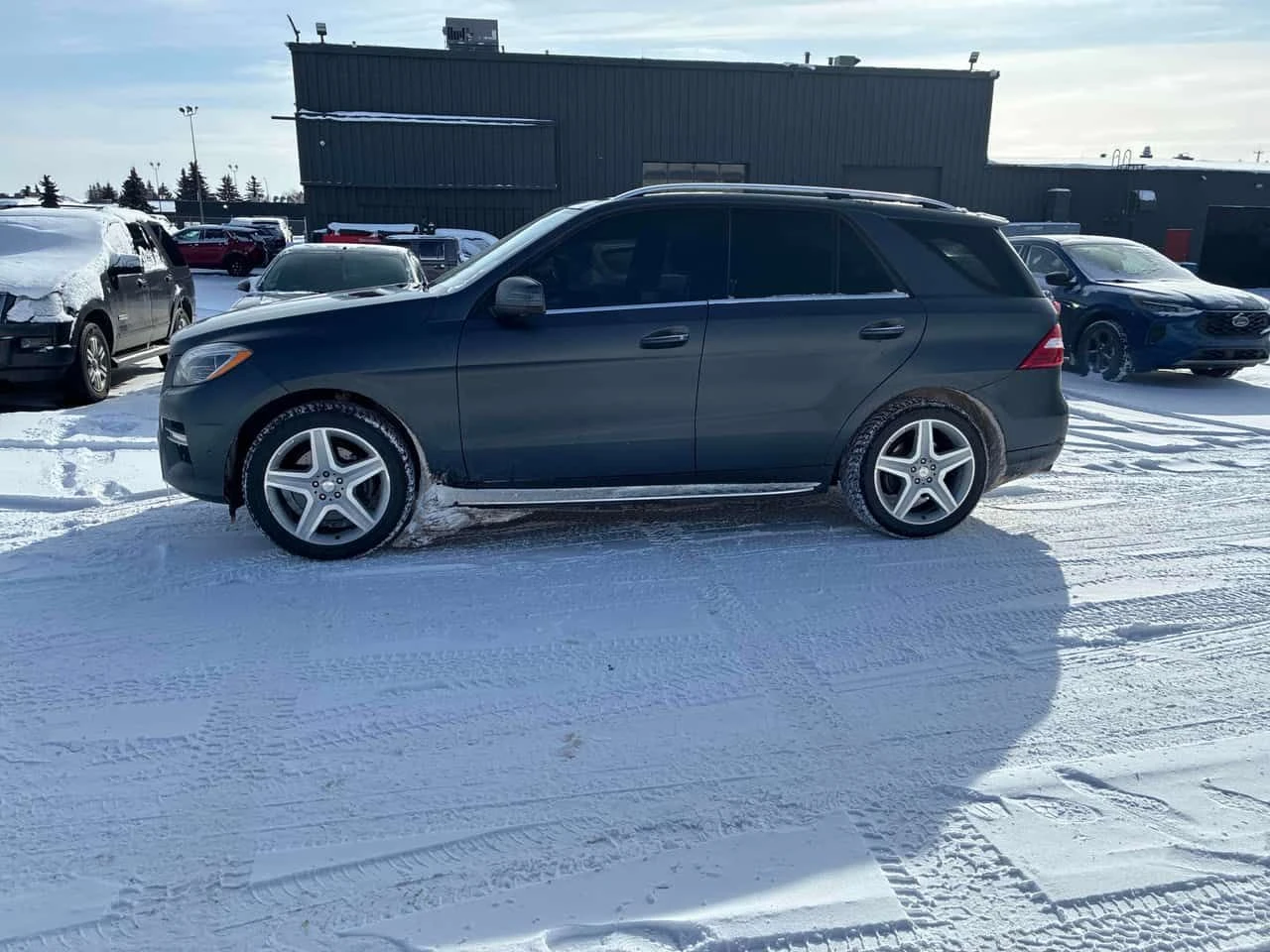 Mercedes-Benz ML 350 4MATIC * 360 KAMEРА* ПОДГРЕВИ* ПАНОРАМА* , снимка 3 - Автомобили и джипове - 53990901