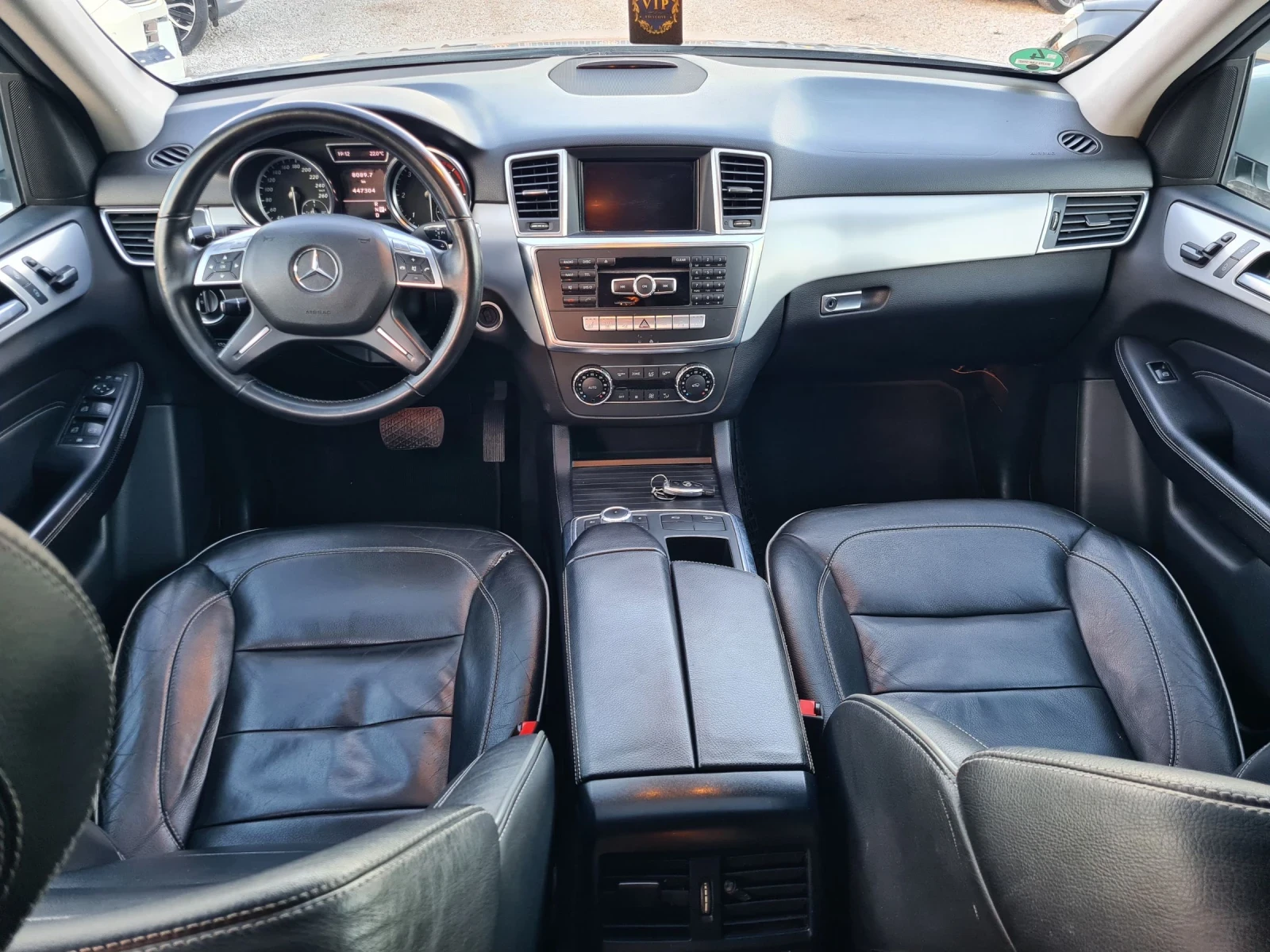 Mercedes-Benz ML 350 Bluetec 4 matic/ euro 6 / теглич , снимка 10 - Автомобили и джипове - 54113339