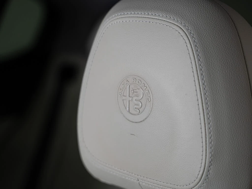 Alfa Romeo Stelvio * ���������� * (���� �� ��) | Mobile.bg � ����������� 10