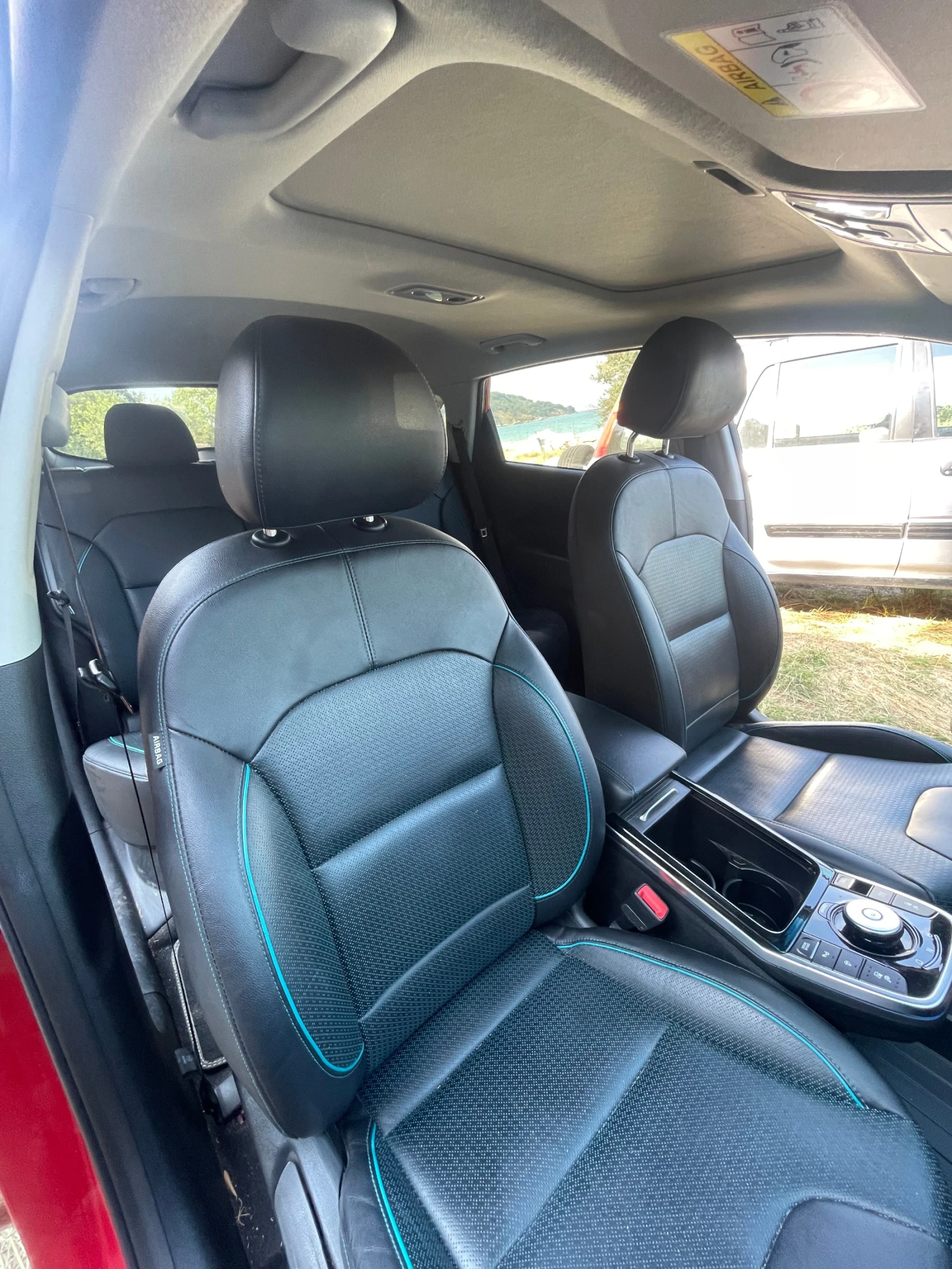 Kia Niro, снимка 9 - Автомобили и джипове - 55434680