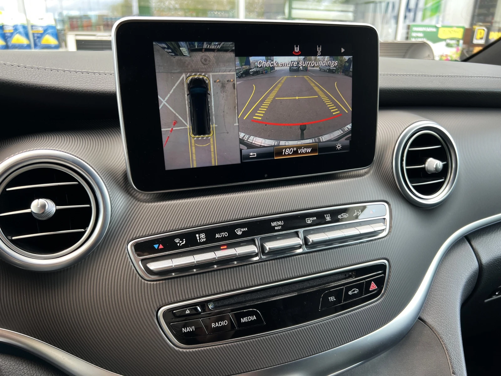 Mercedes-Benz V 250 d/AMG/4MATIC/EXTRA LONG/BURMESTER/360/LED/8-МЕСТЕН - изображение 10