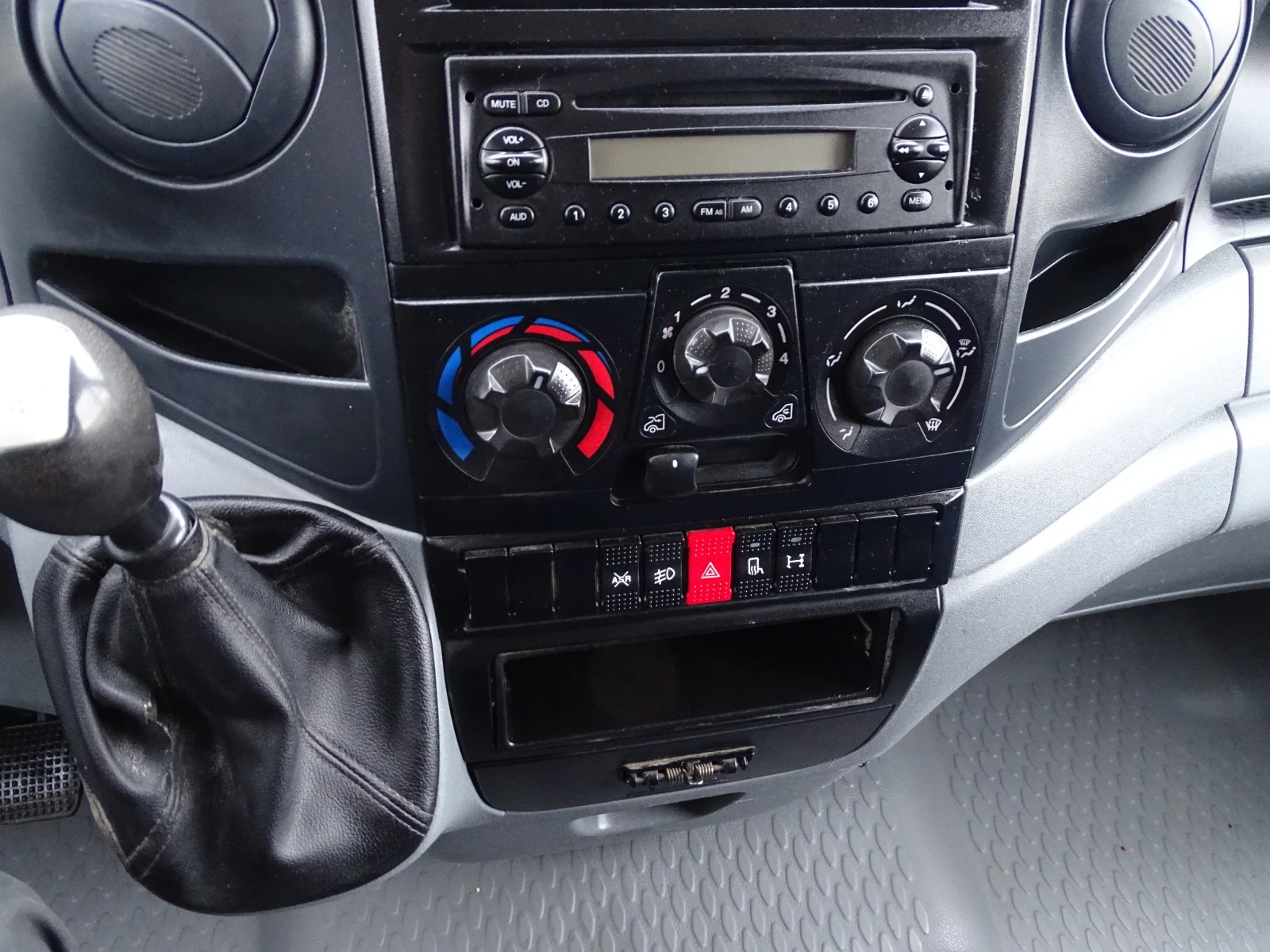 Iveco 35c18 3.0HPI  ���. * �* 7-����� * * * ������ * * *  | Mobile.bg � ����������� 8