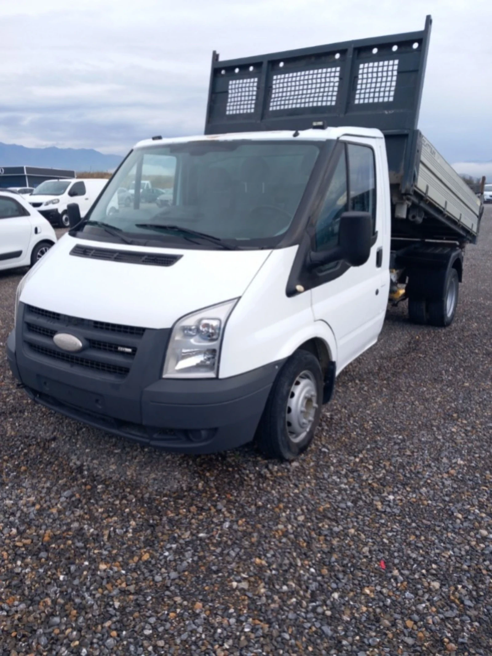 Ford Transit Самосвал тристранно