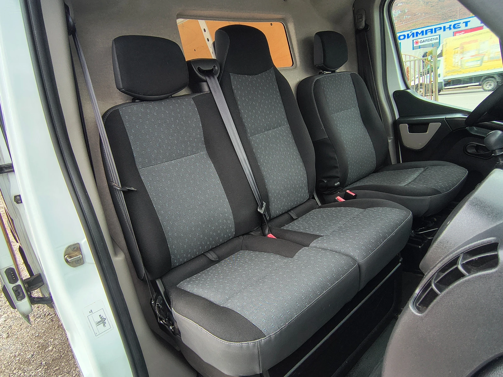 Opel Movano, снимка 13 - Бусове и автобуси - 56555711