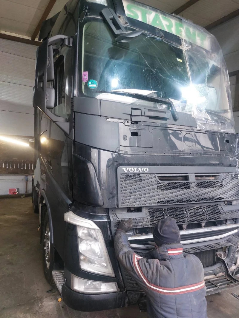 Volvo Fh Euro 6 НА ЧАСТИ, снимка 3 - Камиони - 53224993