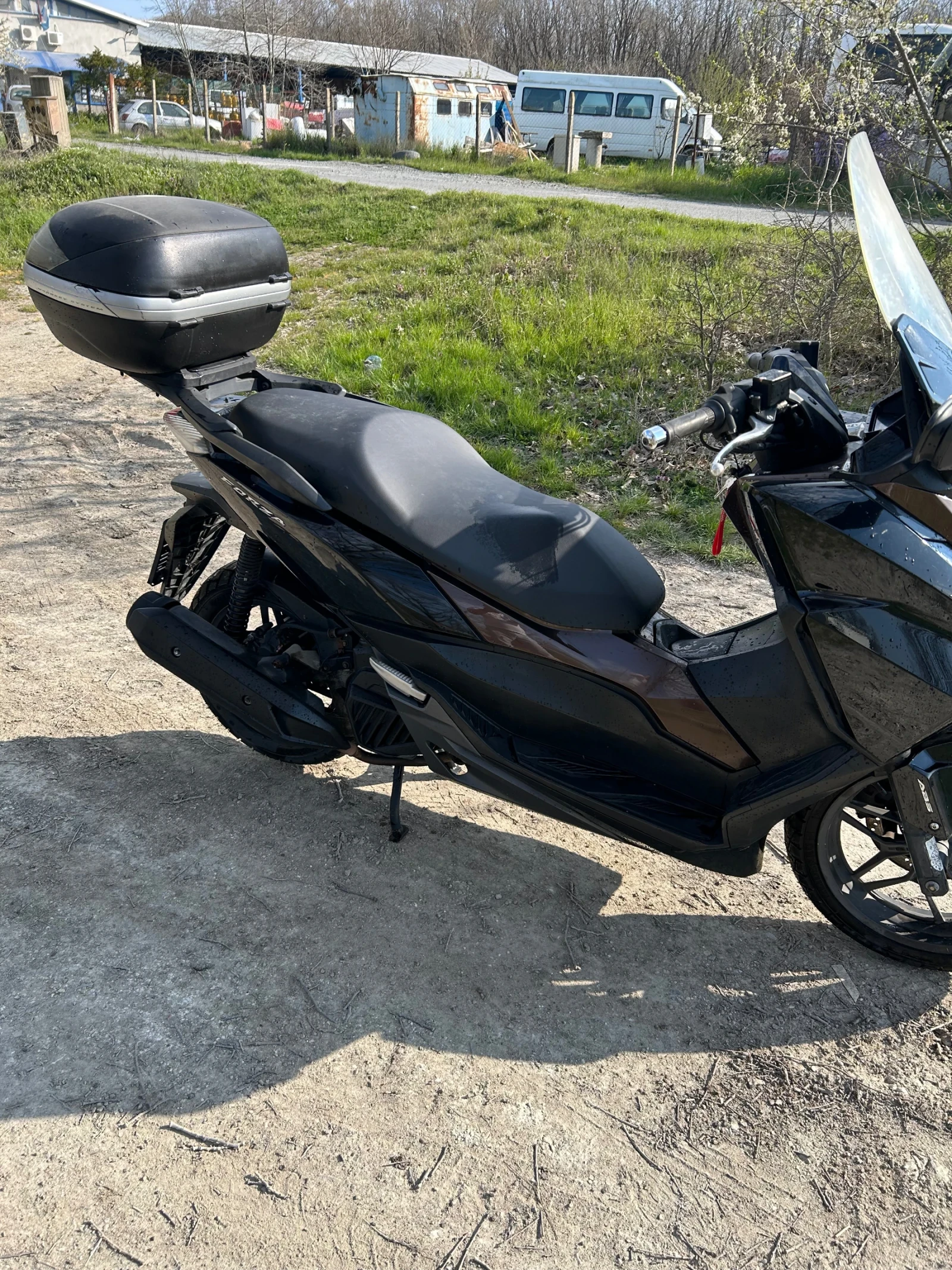 Honda Forza Skuter, снимка 4 - Мотоциклети и мототехника - 54245884