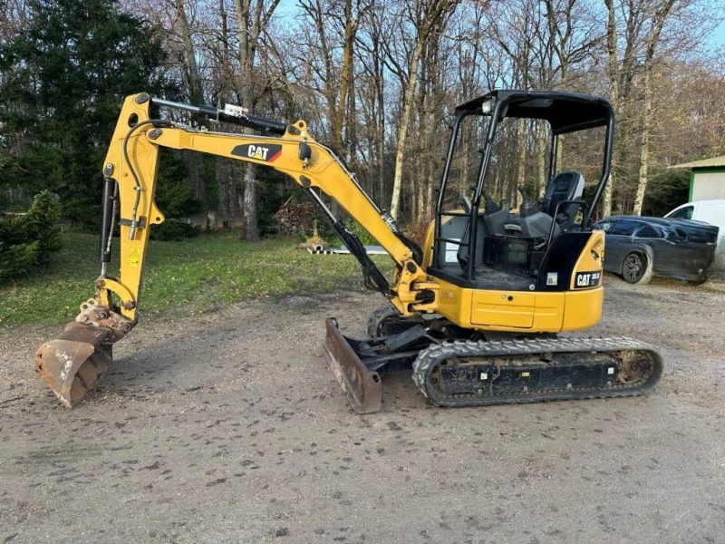 Багер Cat 303ECR - ОЧАКВАН ВНОС!!!, снимка 1 - Индустриална техника - 48730273