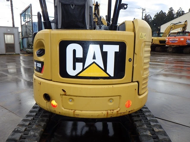 Багер Cat 303ECR - ОЧАКВАН ВНОС!!!, снимка 3 - Индустриална техника - 48730273