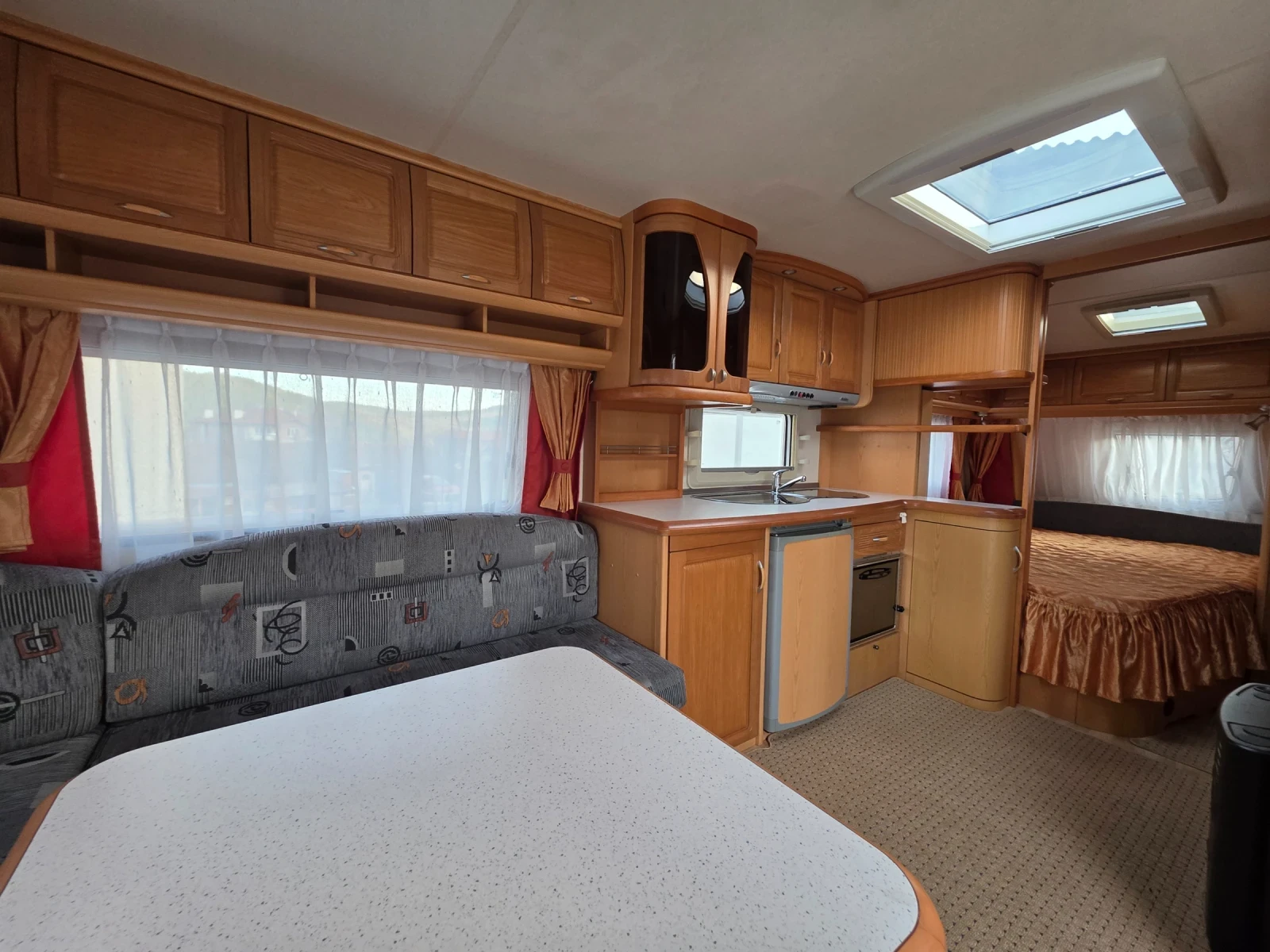 �������� Hobby Prestige | Mobile.bg � ����������� 2