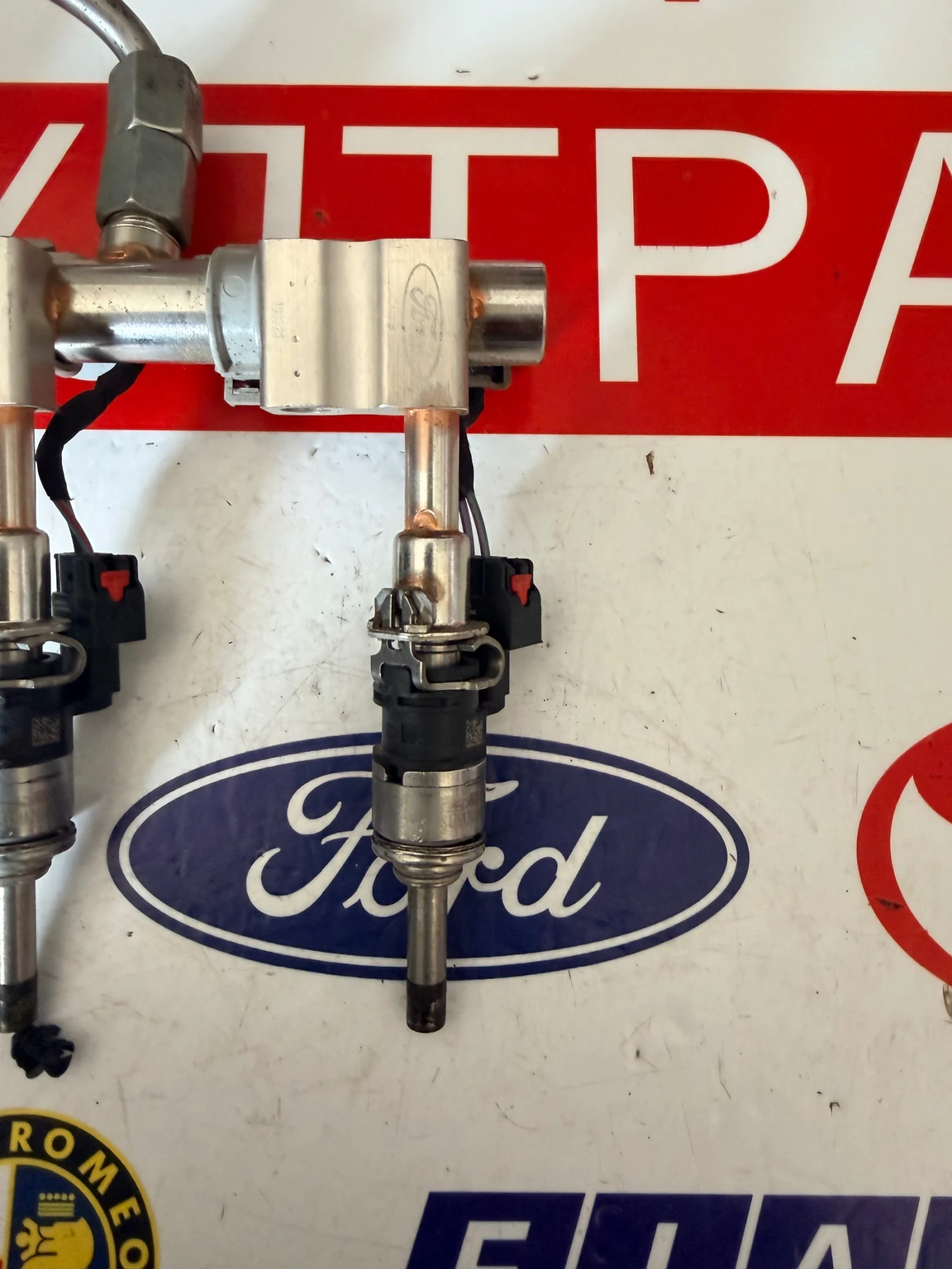 H6BG-9F593-AB Дюза   FORD PUMA 2022 1.0 EcoBoost H6BG-9F593-AB