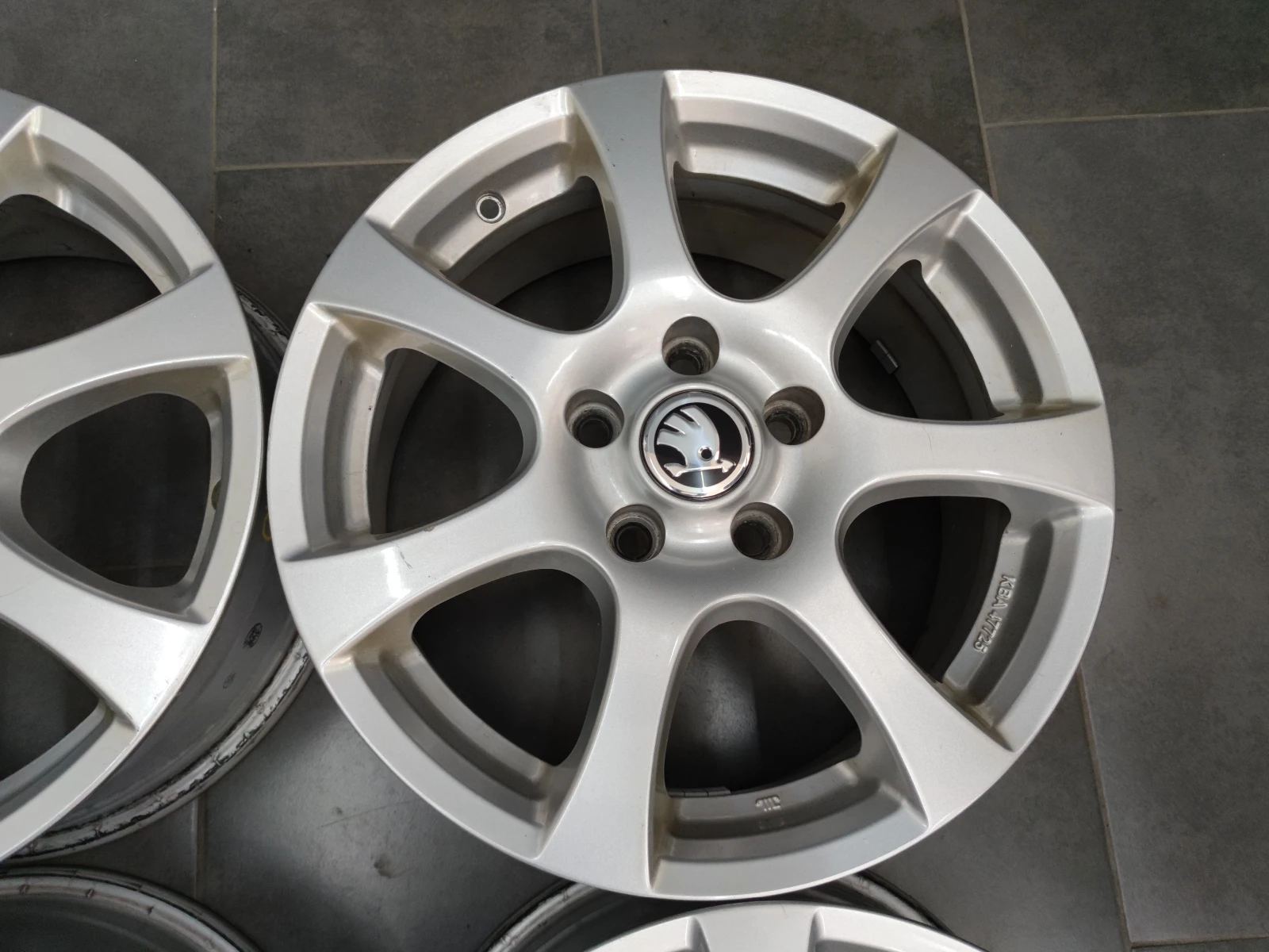   Skoda | Mobile.bg   6