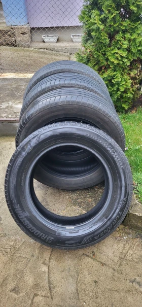 ����� �� �������� �� ���� 235/60R17