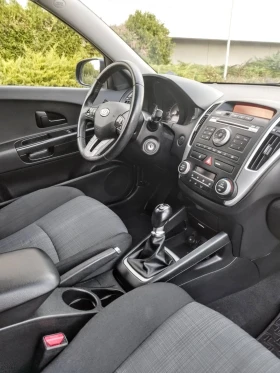 Kia Ceed 1.4 | КЛИМАТРОНИК | 1 СОБСТВЕНИК | РЕАЛЕН ПРОБЕГ |, снимка 7