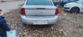 Opel Vectra 2.2, снимка 3