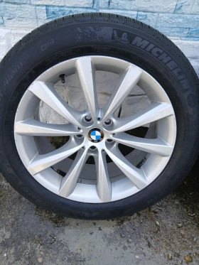     BMW 730    MICHELIN 18