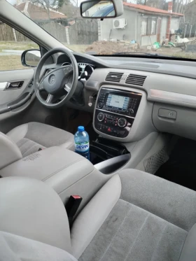 Mercedes-Benz R 320, снимка 2