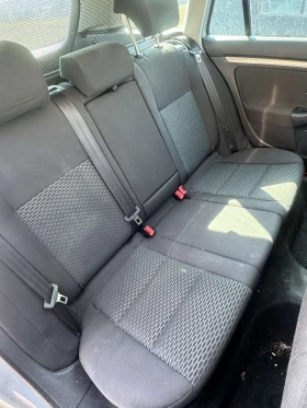 VW Golf 1.6/105кс Автоматик Панорама EVRO5 - 2700 € / 5280.74 лв. - 74941673 12