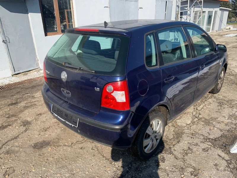 VW Polo 1.2i 64кс., снимка 4 - Автомобили и джипове - 32686014