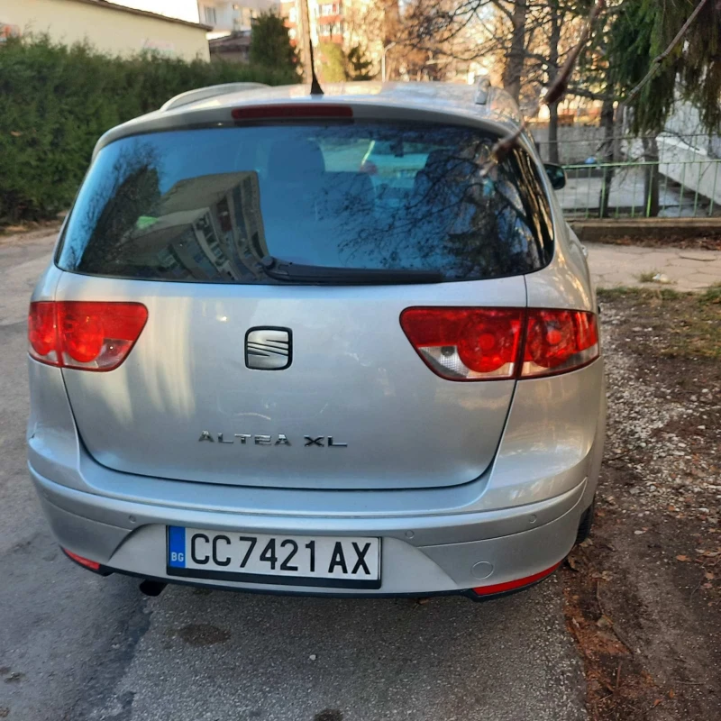 Seat Altea 1.6i XL, снимка 9 - Автомобили и джипове - 49295229