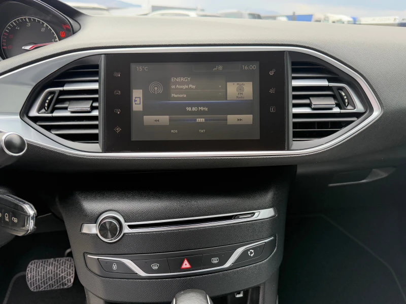 Peugeot 308 1.6 hdi 120ks LIZING , снимка 14 - Автомобили и джипове - 49317647