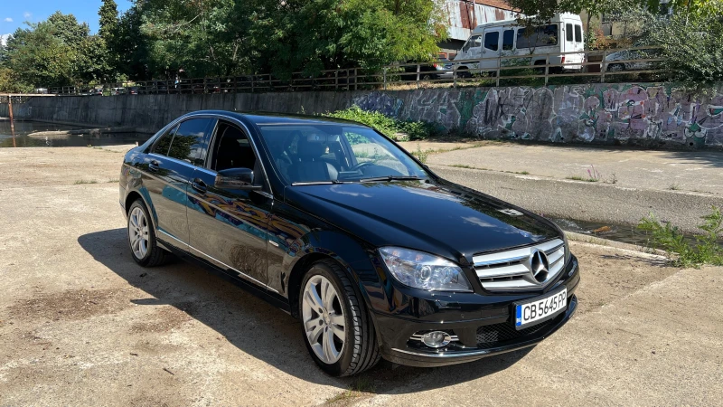 Mercedes-Benz C 280 V6 3.0 Avantgarde, снимка 2 - Автомобили и джипове - 53204851