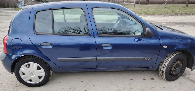 Renault Clio, снимка 3 - Автомобили и джипове - 53597644