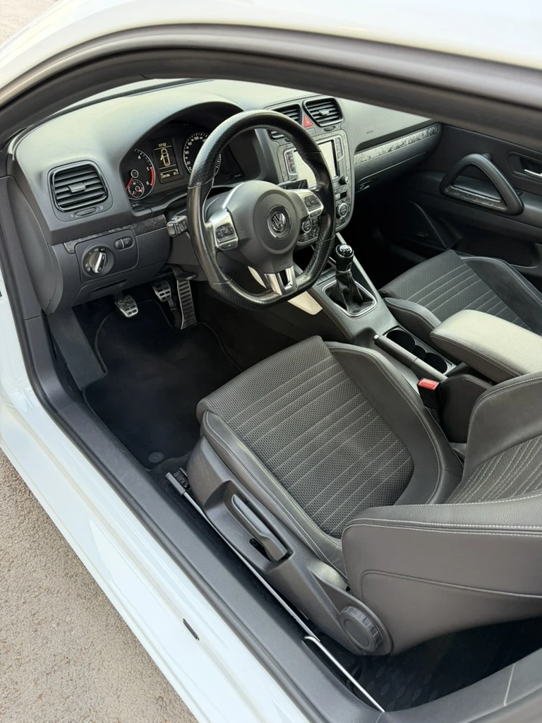VW Scirocco, снимка 7 - Автомобили и джипове - 54727116