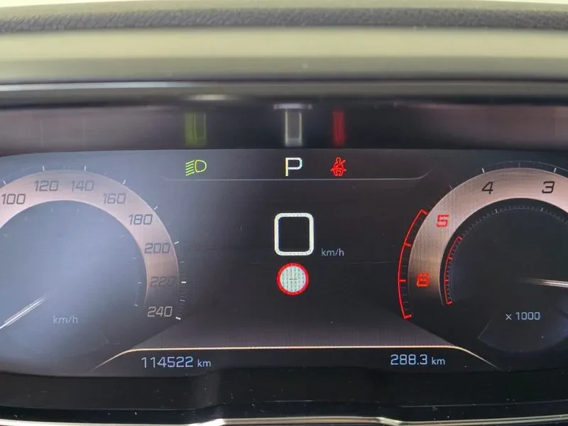Peugeot 3008 1.5 BlueHDI GT - САМО 30% АВАНС, снимка 8 - Автомобили и джипове - 55987593
