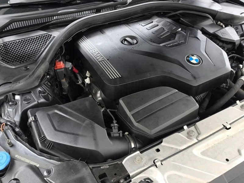 BMW 330 330i M Sport| 258к.с., снимка 6 - Автомобили и джипове - 56169732