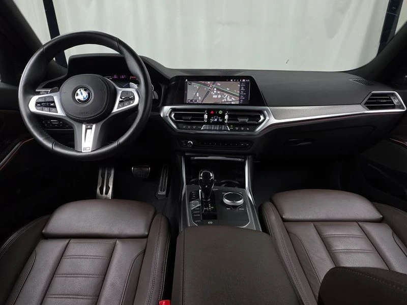 BMW 330 330i M Sport| 258к.с., снимка 7 - Автомобили и джипове - 56169732