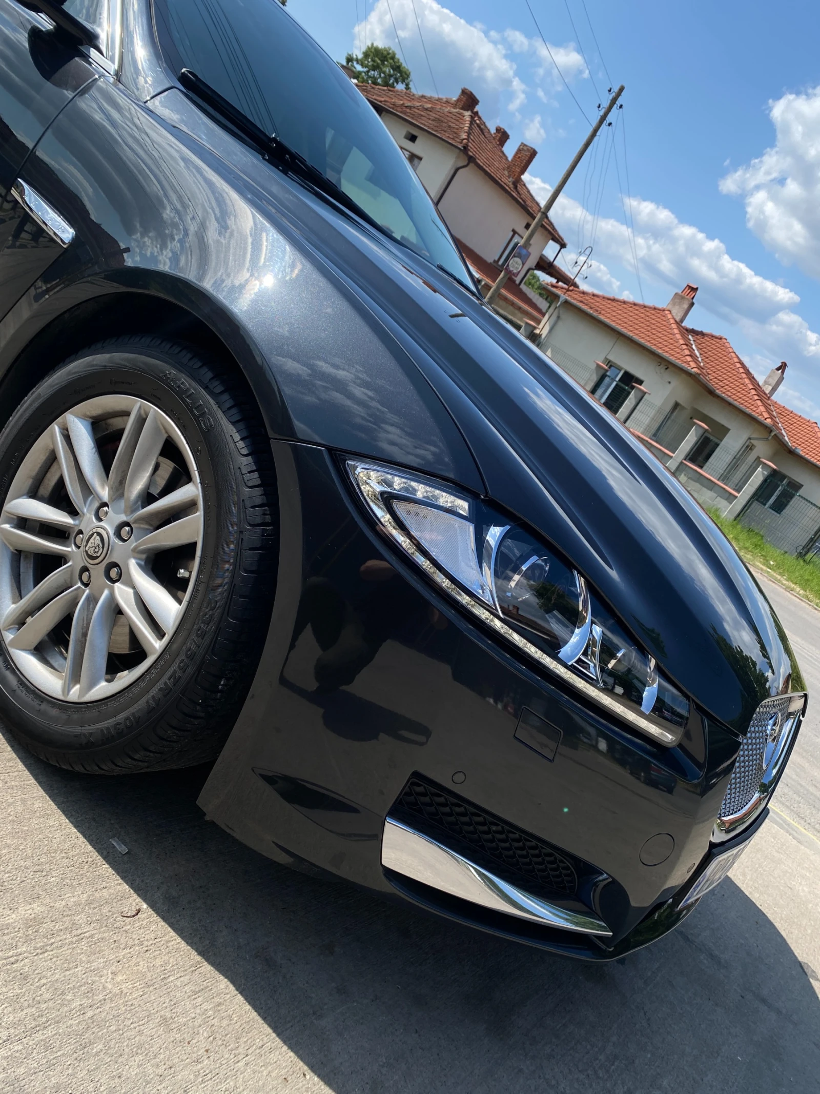 Jaguar Xf 2.2 LUXURY - изображение 3