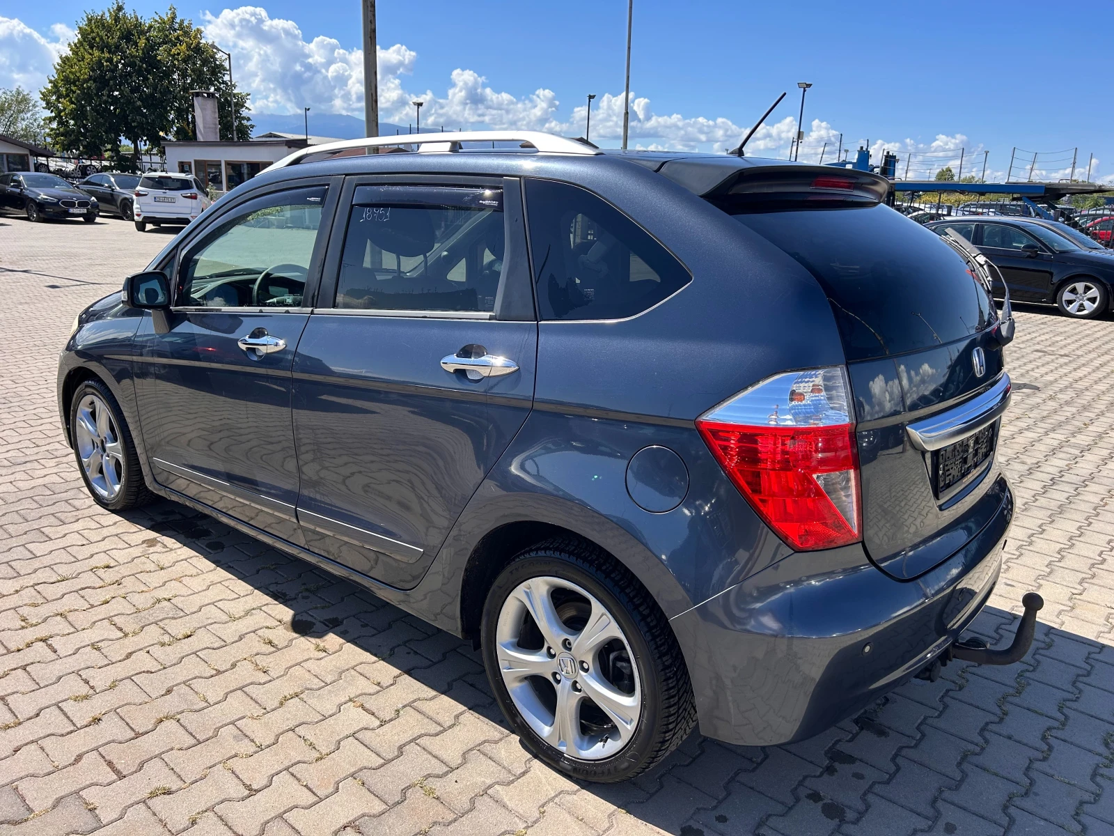 Honda Fr-v 2.0i EURO 4 - изображение 8
