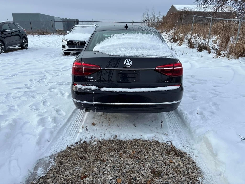 VW Passat * TRENDLINE+ * CARFAX * ЦЕНА ДО БГ - изображение 4