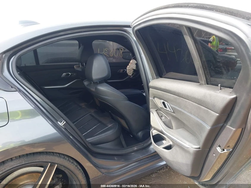 BMW 330 2.0L I-4 DI, DOHC, VVT, TURBO, 255HP All Wheel | Mobile.bg � ����������� 8