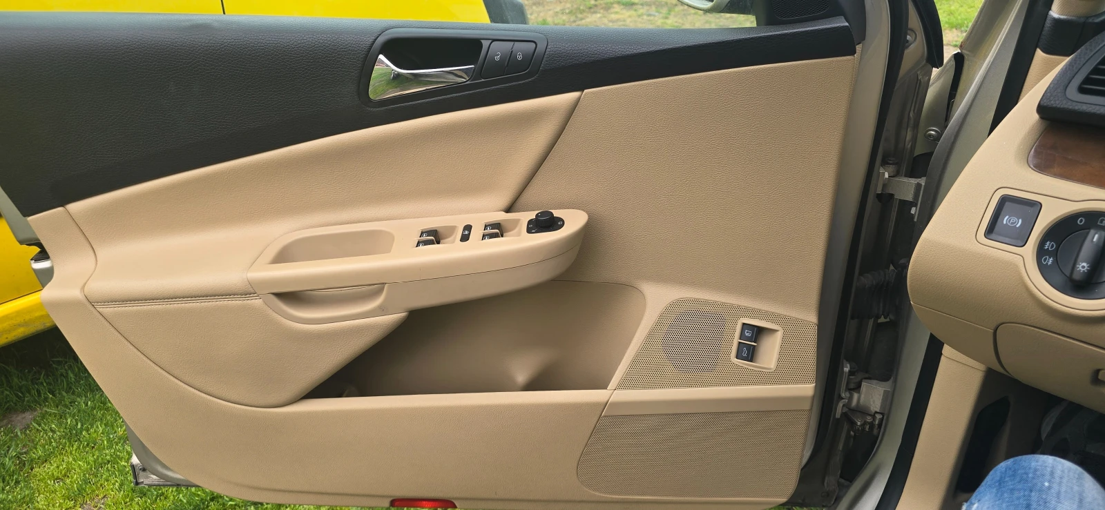 VW Passat 3.2TSI 4×4  автомат, снимка 9 - Автомобили и джипове - 54218021