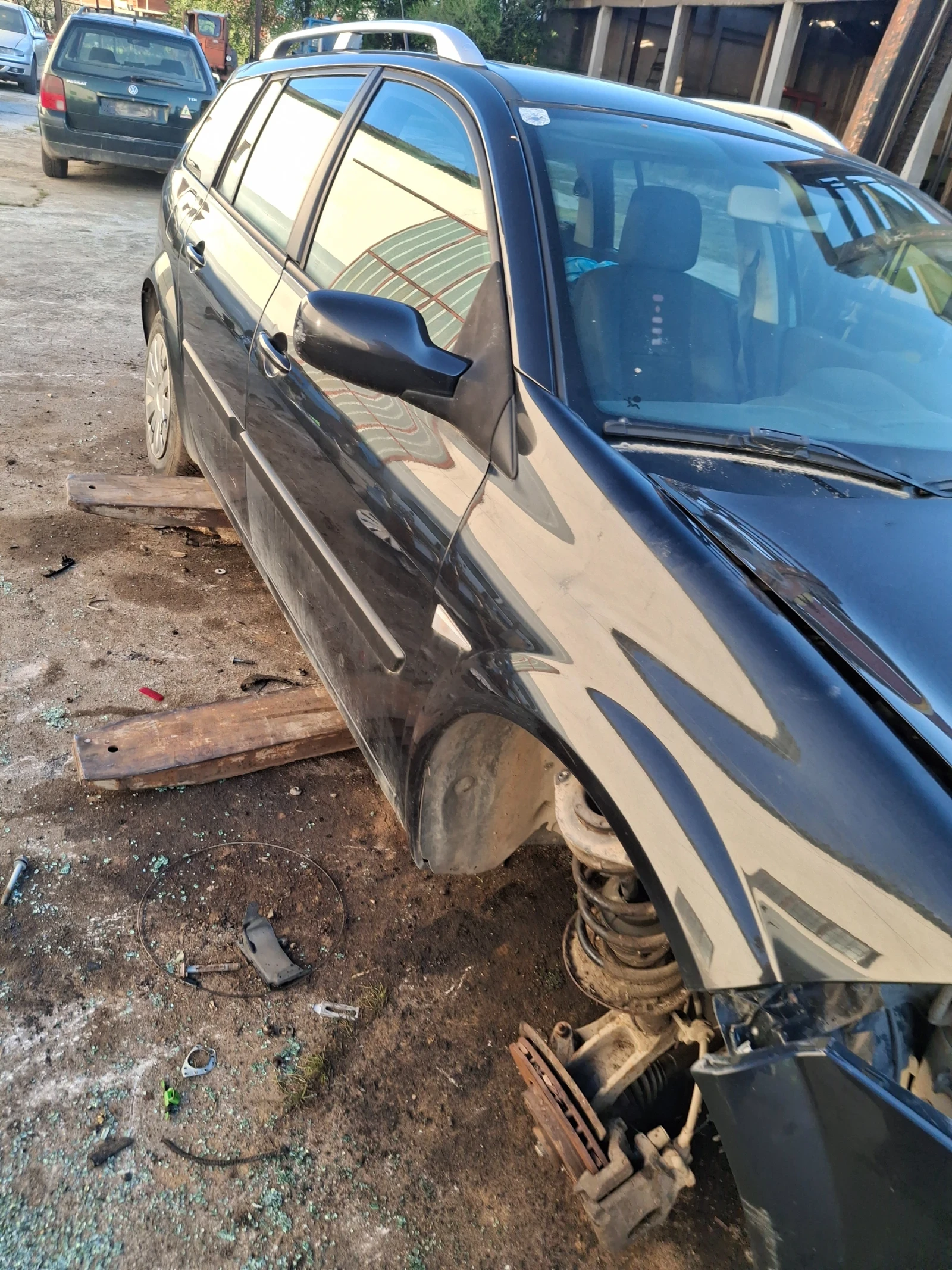 Renault Megane 1.5 дци, снимка 3 - Автомобили и джипове - 54318379