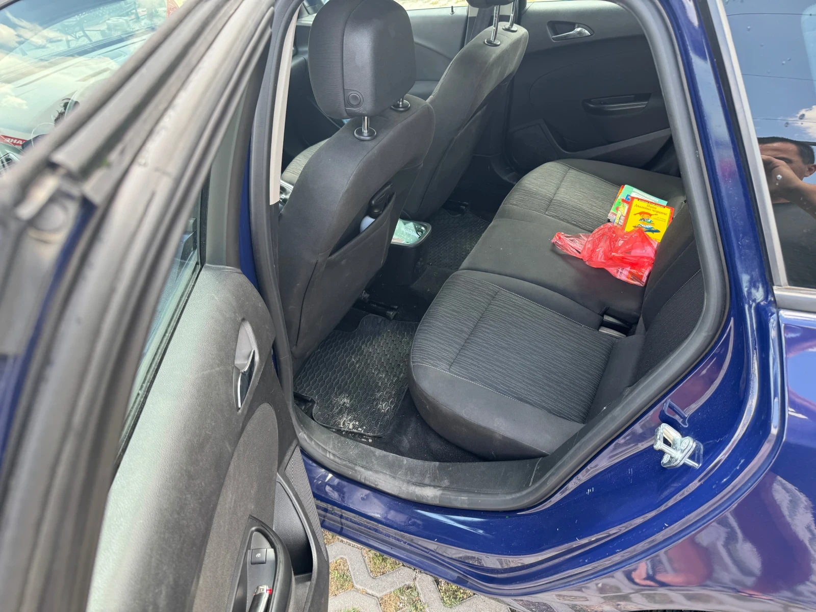 Opel Astra, снимка 9 - Автомобили и джипове - 54399680