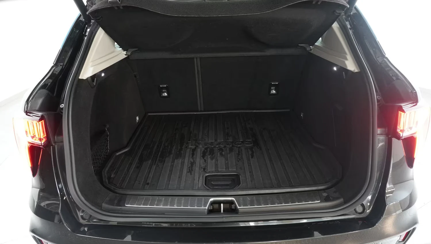 LynkCo 01 HEV/197HP/PANO/MEMO/360/KLESS/CPLAY/342q, снимка 16 - Автомобили и джипове - 54687389