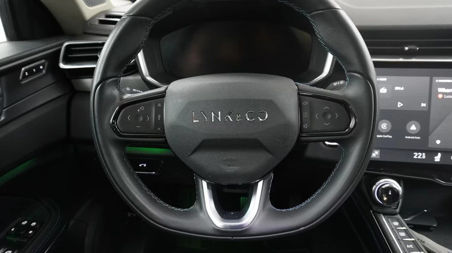 LynkCo 01 HEV/197HP/PANO/MEMO/360/KLESS/CPLAY/342q, снимка 10 - Автомобили и джипове - 54687389