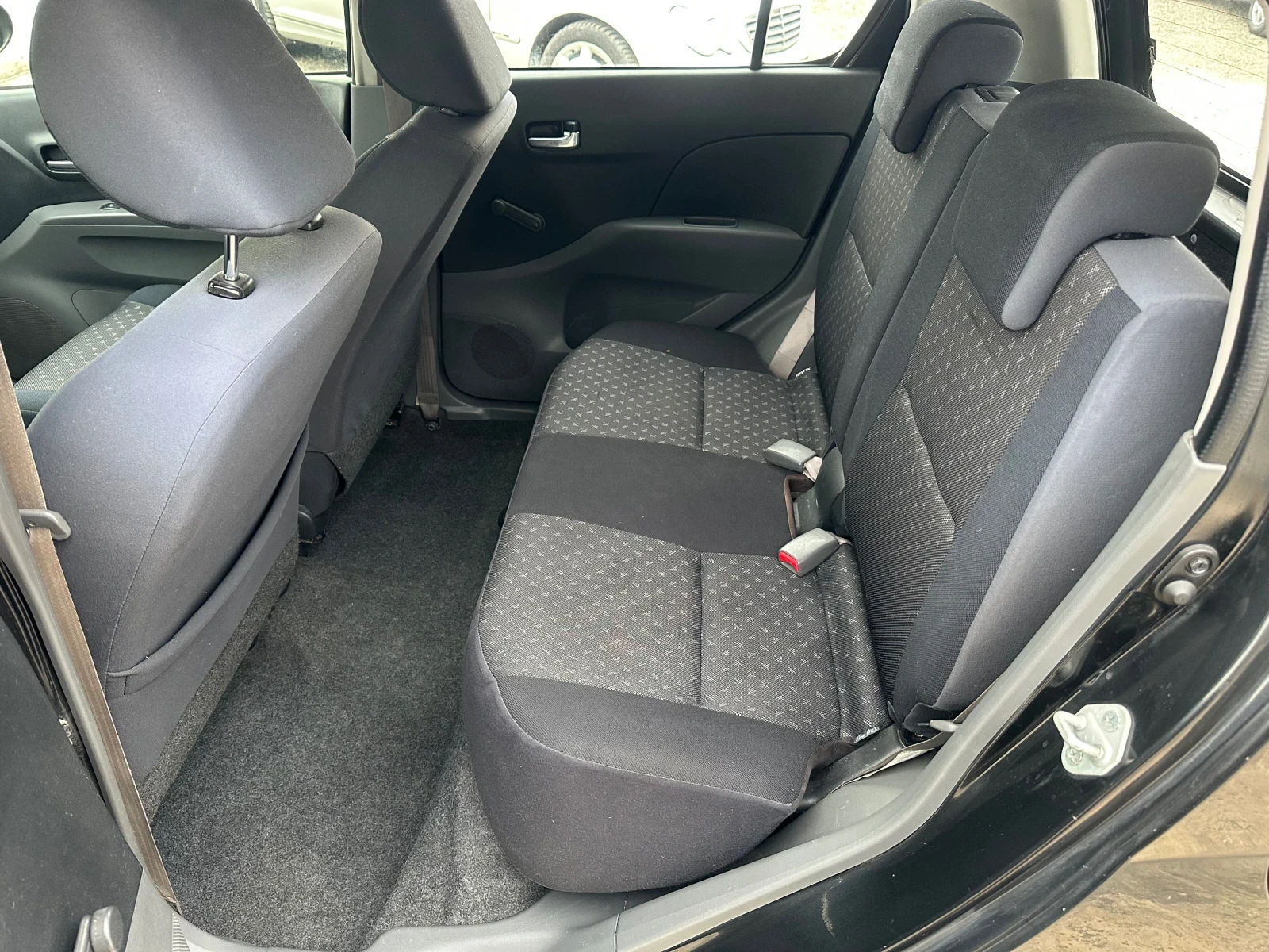 Daihatsu Cuore 1.0 ��������� | Mobile.bg � ����������� 10