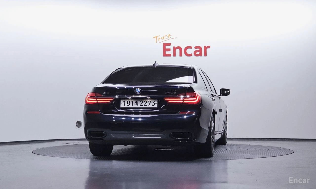 BMW 740 XDRIVE* 360CAMERA* HEAD-UP* SUNROOF* , снимка 4 - Автомобили и джипове - 54752975