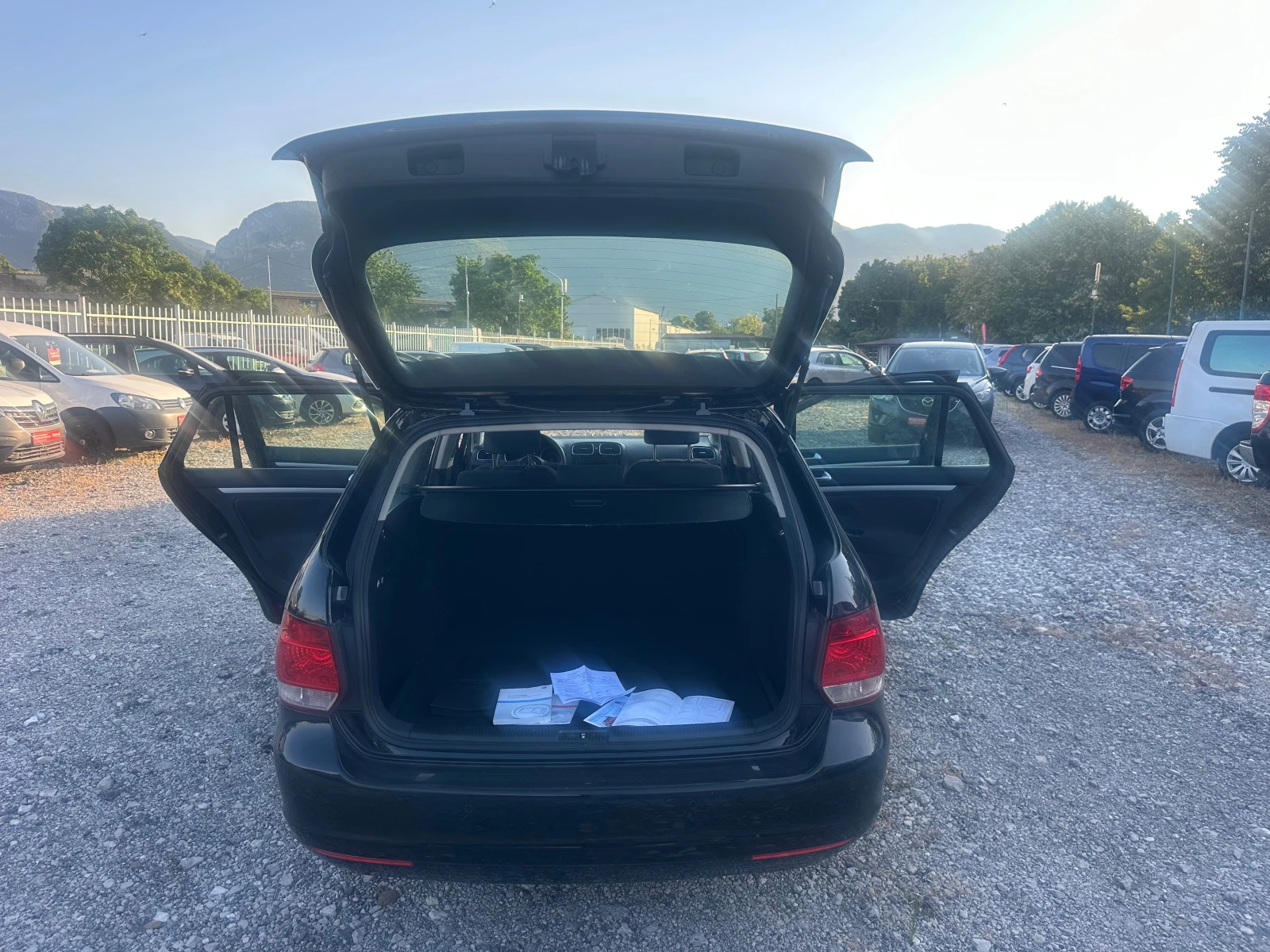 VW Golf 1.6TDI 90kc EURO5, снимка 14 - Автомобили и джипове - 55553114