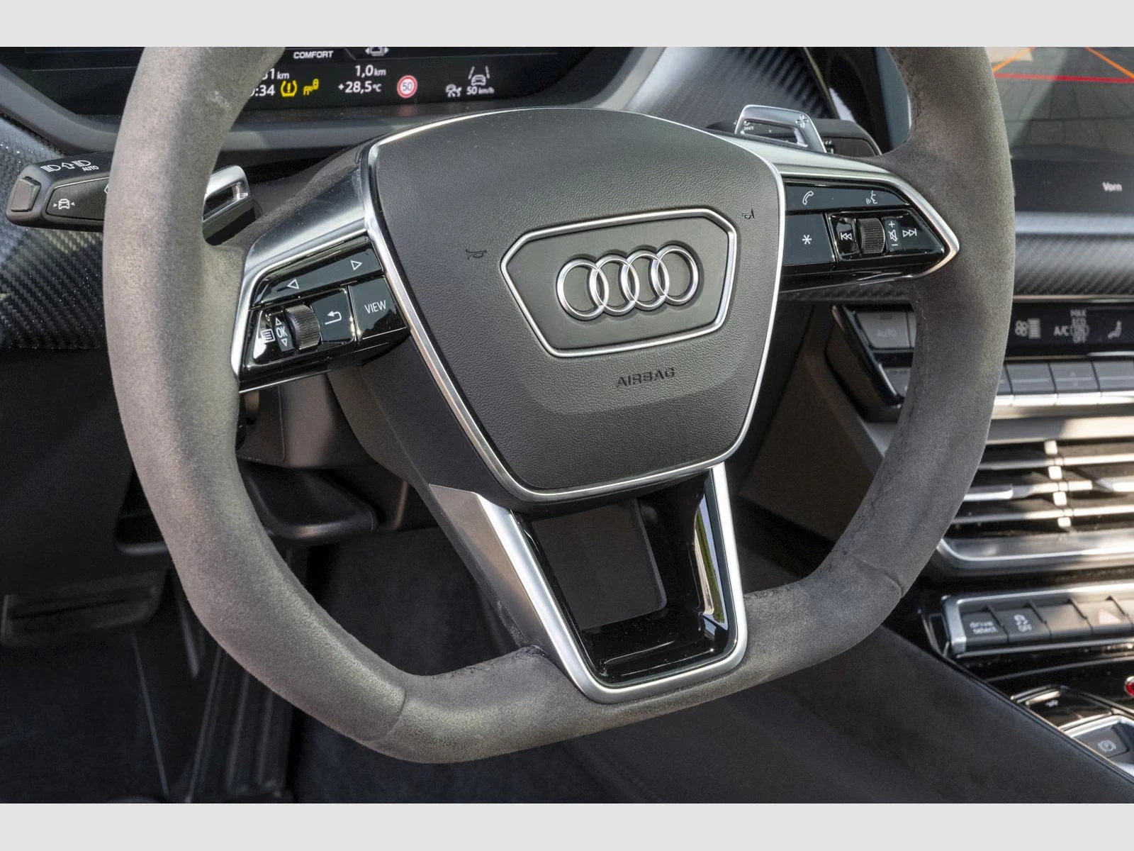 Audi E-Tron GT QUATTRO/476HP/360/PANO/KLESS/786z, снимка 7 - Автомобили и джипове - 55703247
