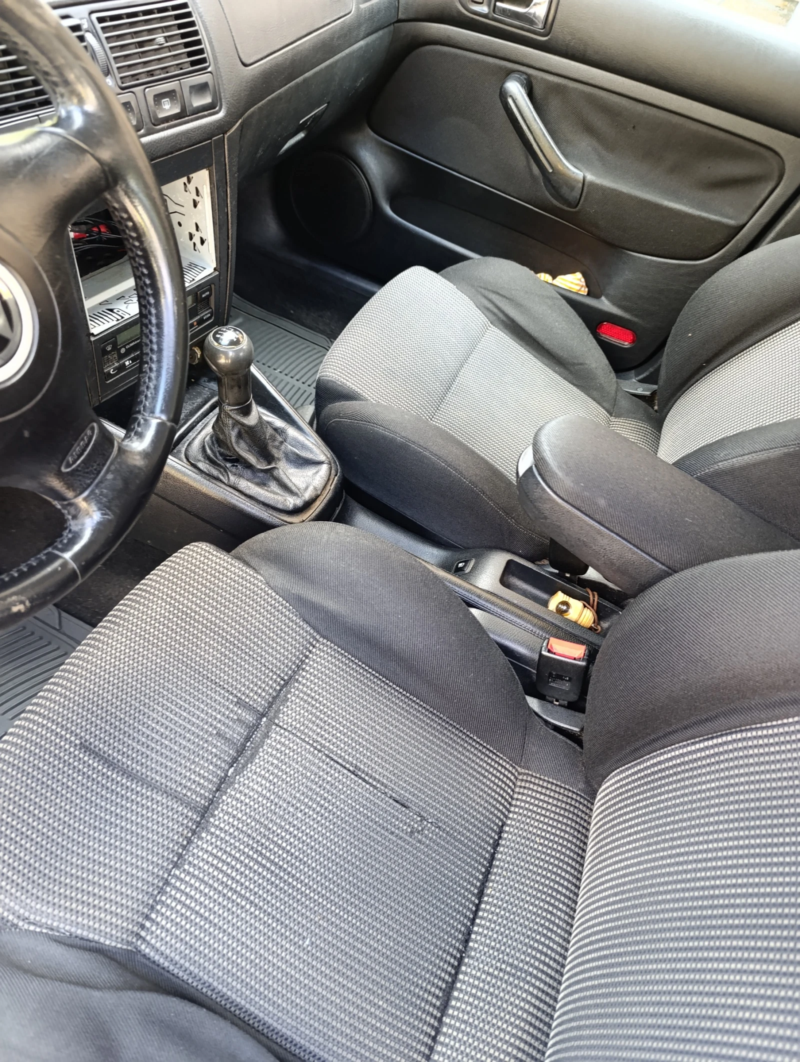 VW Golf, снимка 15 - Автомобили и джипове - 55704138