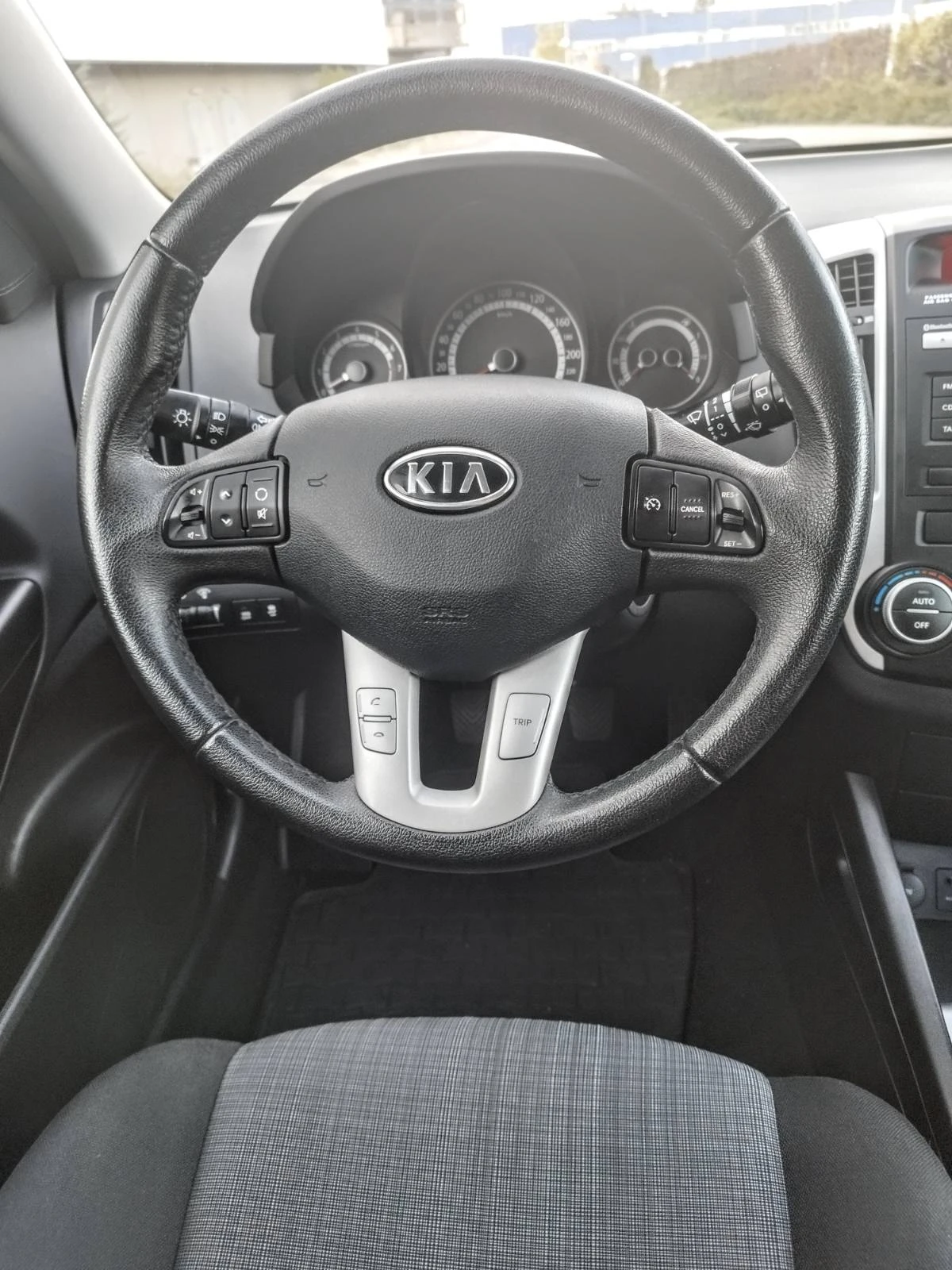 Kia Ceed 1.4 | ����������� | 1 ���������� | ������ ������ | | Mobile.bg � ����������� 9