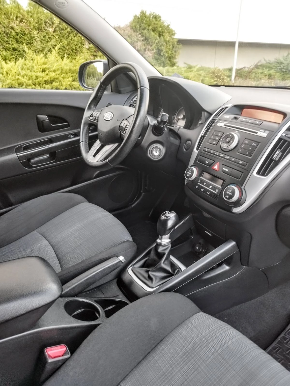 Kia Ceed 1.4 | ����������� | 1 ���������� | ������ ������ | | Mobile.bg � ����������� 7