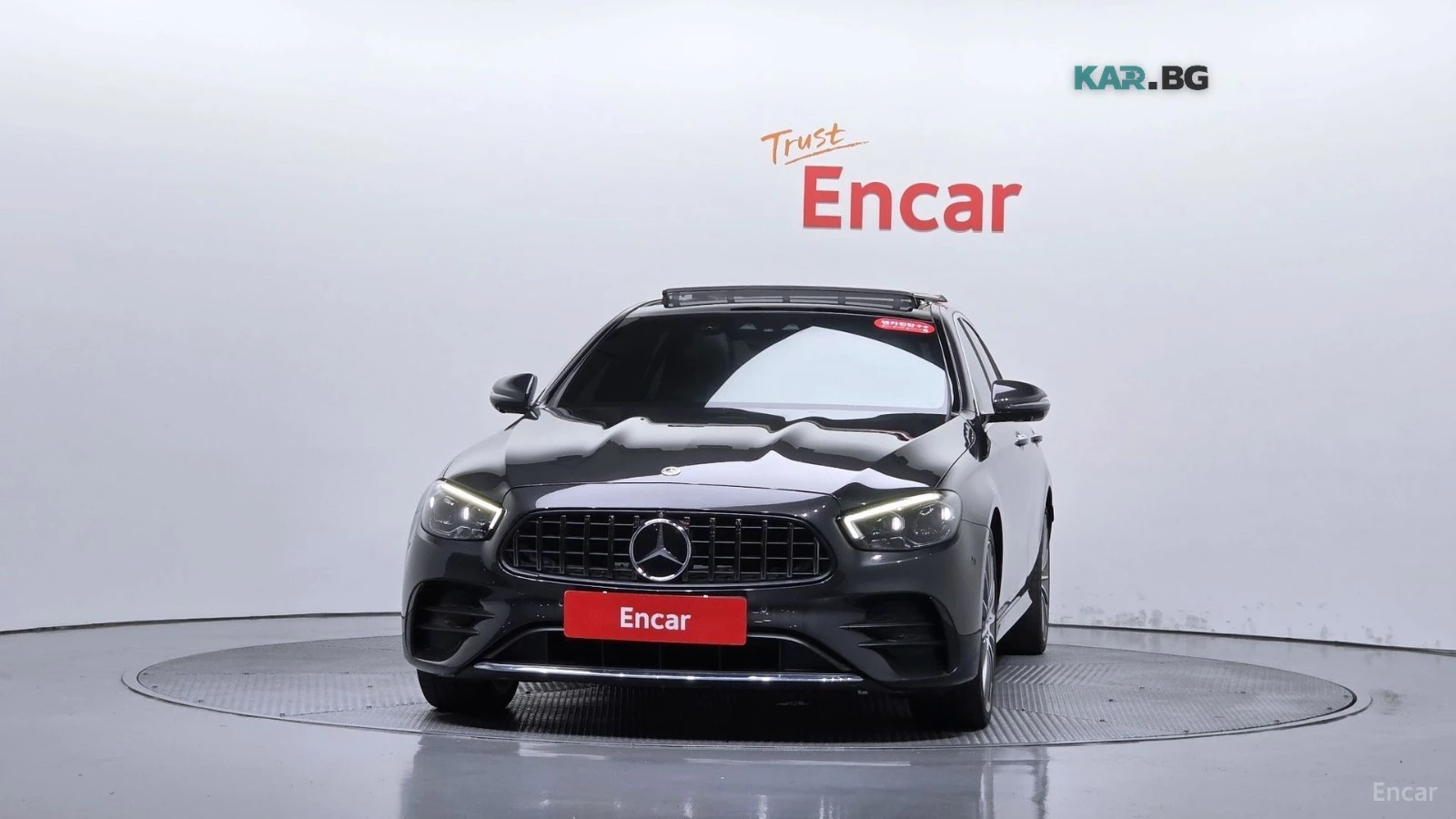 Mercedes-Benz E 350 4MATIC AMG* HUD* 360* КОЖА* ОБДУХ* НАВИ* ПАНО, снимка 3 - Автомобили и джипове - 56003297