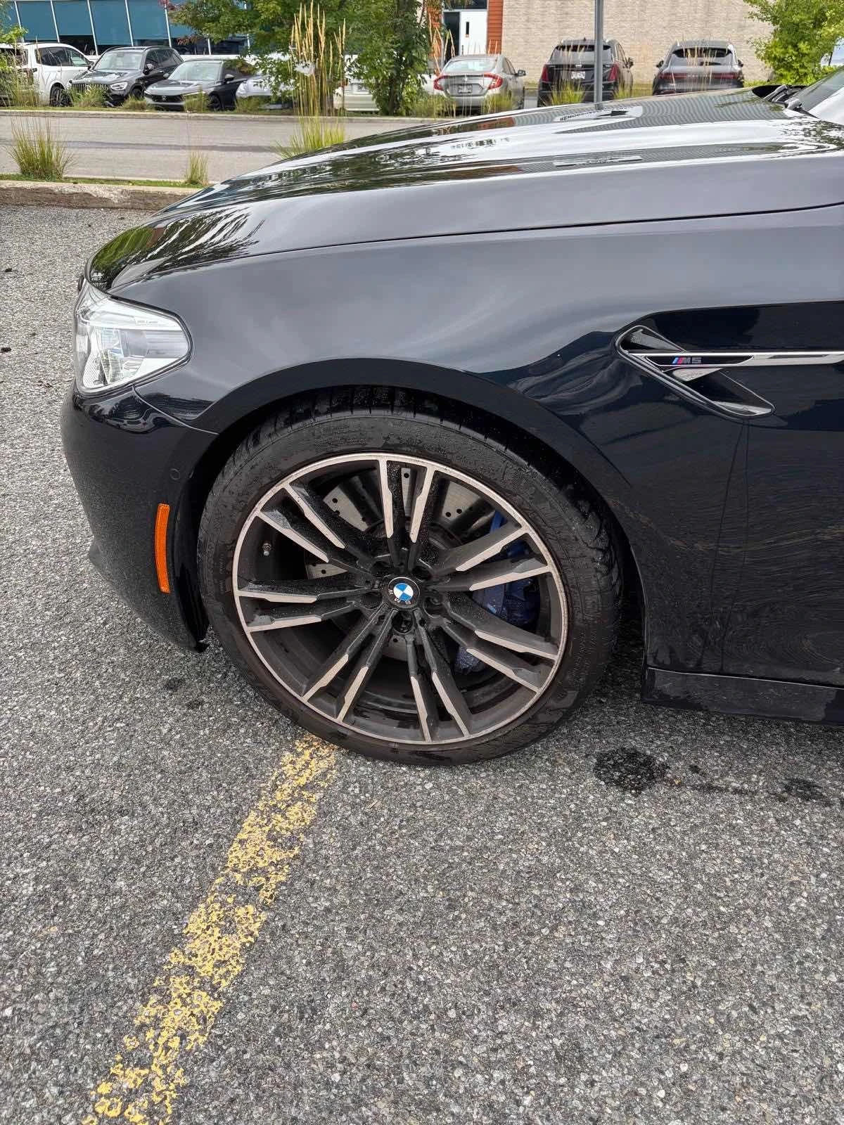 BMW M5 * KEYLESS * DISTRONIC * ПОДГРЕВ И ОБДУХВАНЕ, снимка 7 - Автомобили и джипове - 56105379