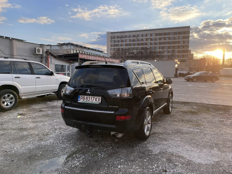 Mitsubishi Outlander бензин/газ, снимка 3 - Автомобили и джипове - 49348535