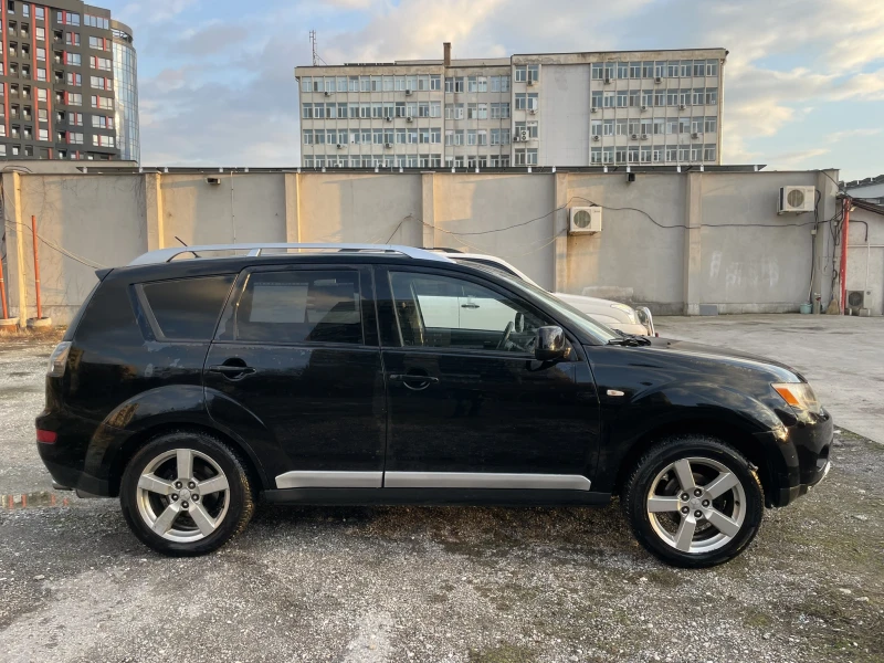 Mitsubishi Outlander бензин/газ, снимка 4 - Автомобили и джипове - 49348535